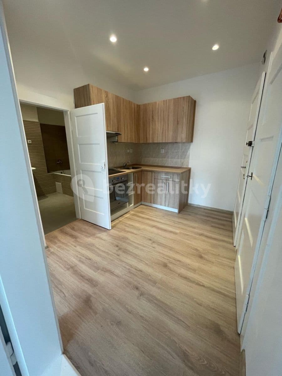 Prenájom bytu 2-izbový 64 m², Mrštíkova, Praha, Praha Prenájom bytu 2-izbový 64 m², Mrštíkova, Praha, Praha