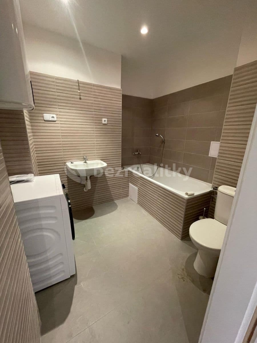 Prenájom bytu 2-izbový 64 m², Mrštíkova, Praha, Praha Prenájom bytu 2-izbový 64 m², Mrštíkova, Praha, Praha