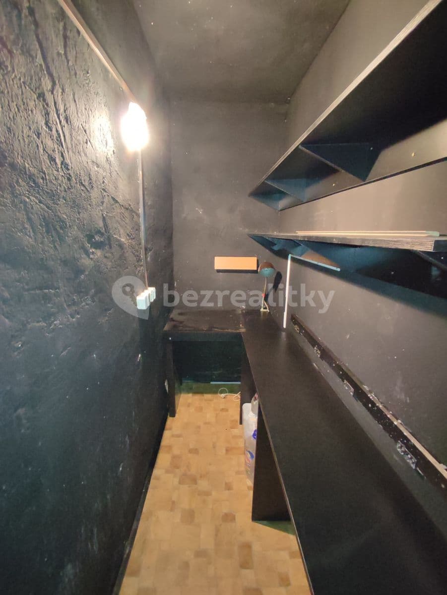 Prenájom bytu 1-izbový 40 m², Dunajevského, Brno, Jihomoravský kraj Prenájom bytu 1-izbový 40 m², Dunajevského, Brno, Jihomoravský kraj