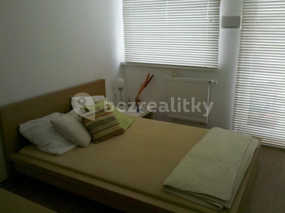 Prenájom bytu 2-izbový 40 m², Pannónska, Svätý Jur, Bratislavský kraj Prenájom bytu 2-izbový 40 m², Pannónska, Svätý Jur, Bratislavský kraj