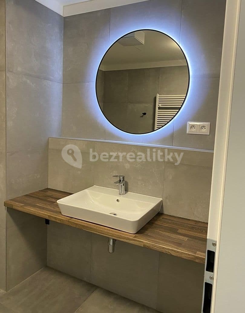 Prenájom bytu 2-izbový 52 m², Brněnská, Domašov, Jihomoravský kraj Prenájom bytu 2-izbový 52 m², Brněnská, Domašov, Jihomoravský kraj