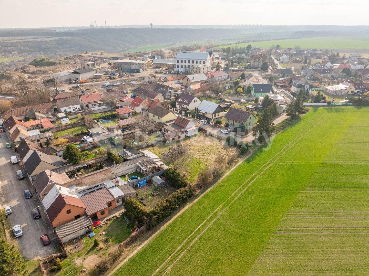 Predaj pozemku 1.269 m², Okružní, Pchery, Středočeský kraj