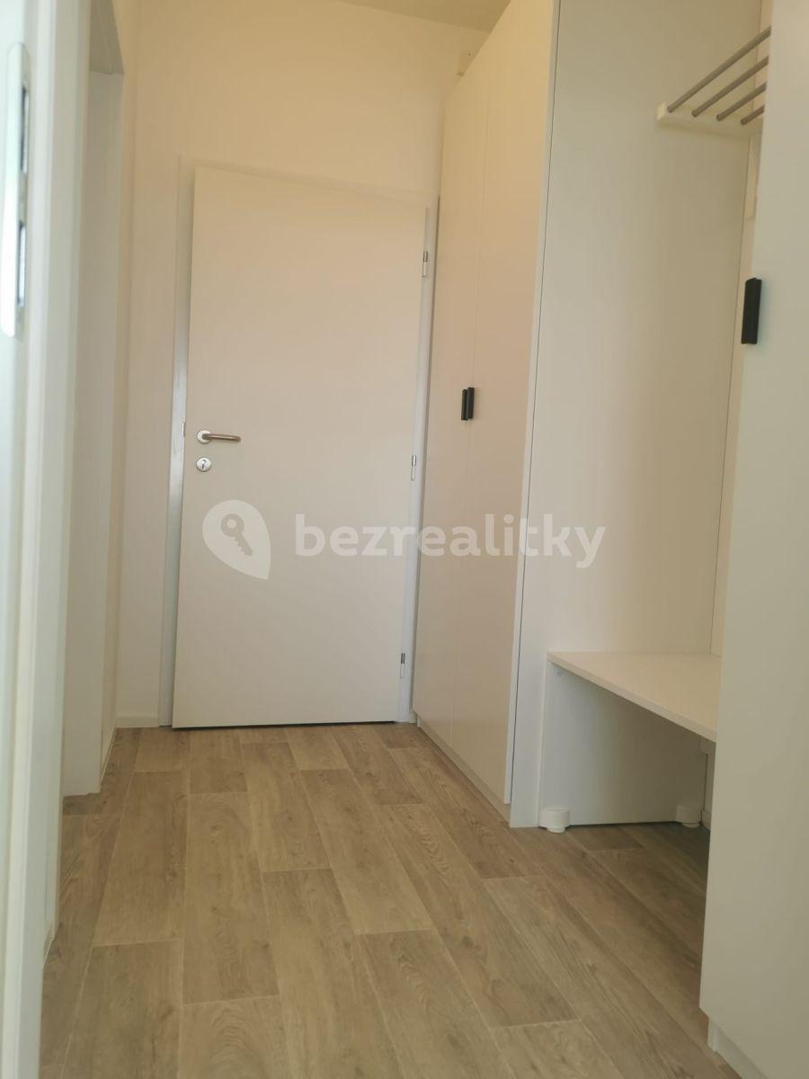 Prenájom bytu 1-izbový 28 m², K Barrandovu, Praha, Praha