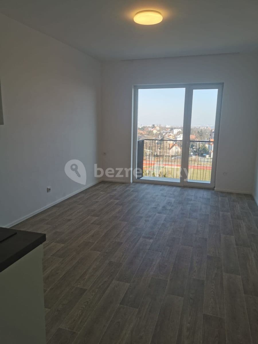Prenájom bytu 1-izbový 28 m², K Barrandovu, Praha, Praha Prenájom bytu 1-izbový 28 m², K Barrandovu, Praha, Praha