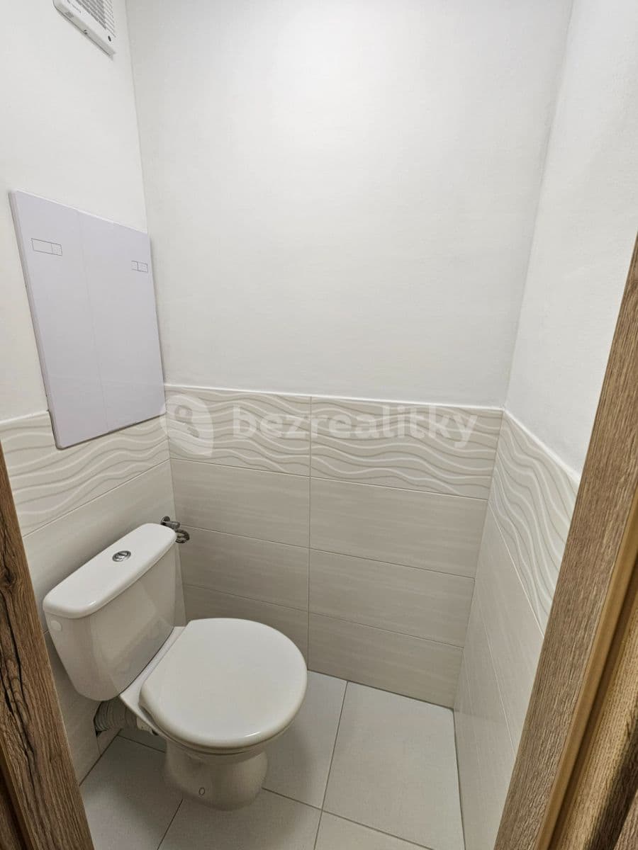 Prenájom bytu 3-izbový 74 m², Puškinova, Vyškov, Jihomoravský kraj Prenájom bytu 3-izbový 74 m², Puškinova, Vyškov, Jihomoravský kraj