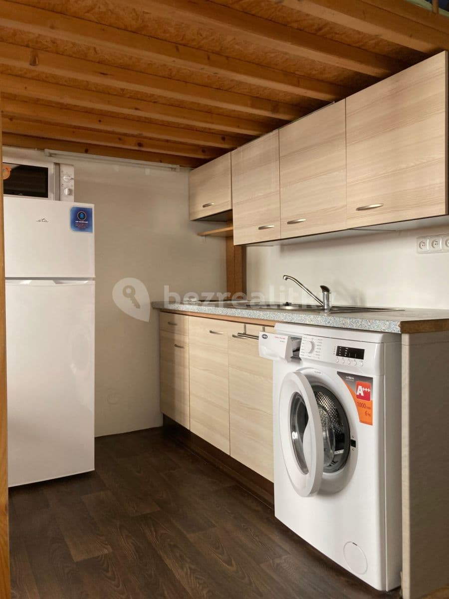 Prenájom bytu Garsoniéra 25 m², U Smaltovny, Praha, Praha Prenájom bytu Garsoniéra 25 m², U Smaltovny, Praha, Praha