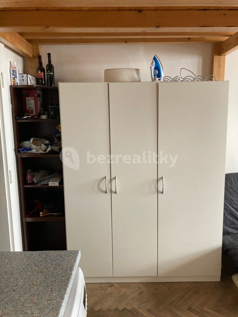 Prenájom bytu Garsoniéra 25 m², U Smaltovny, Praha, Praha Prenájom bytu Garsoniéra 25 m², U Smaltovny, Praha, Praha