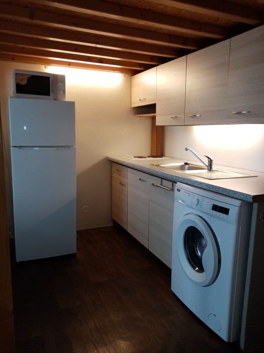 Prenájom bytu Garsoniéra 25 m², U Smaltovny, Praha, Praha Prenájom bytu Garsoniéra 25 m², U Smaltovny, Praha, Praha