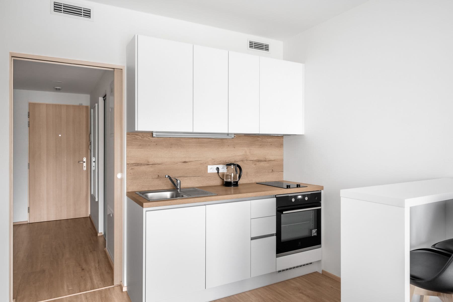 Prenájom bytu 34 m², Kurta Konráda, Praha, Praha Prenájom bytu 34 m², Kurta Konráda, Praha, Praha