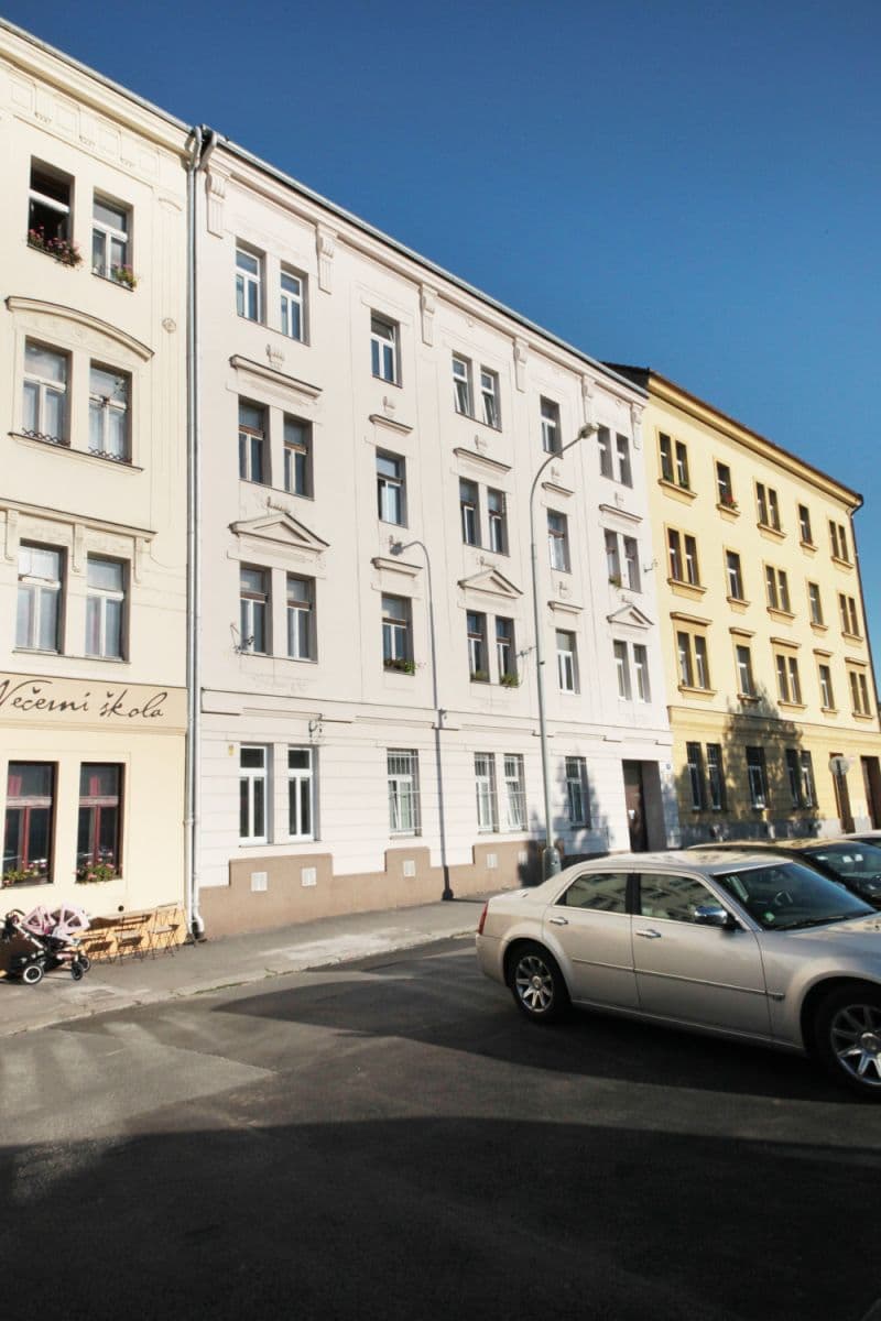 Prenájom bytu 32 m², Nad Kolčavkou A, Praha, Praha Prenájom bytu 32 m², Nad Kolčavkou A, Praha, Praha