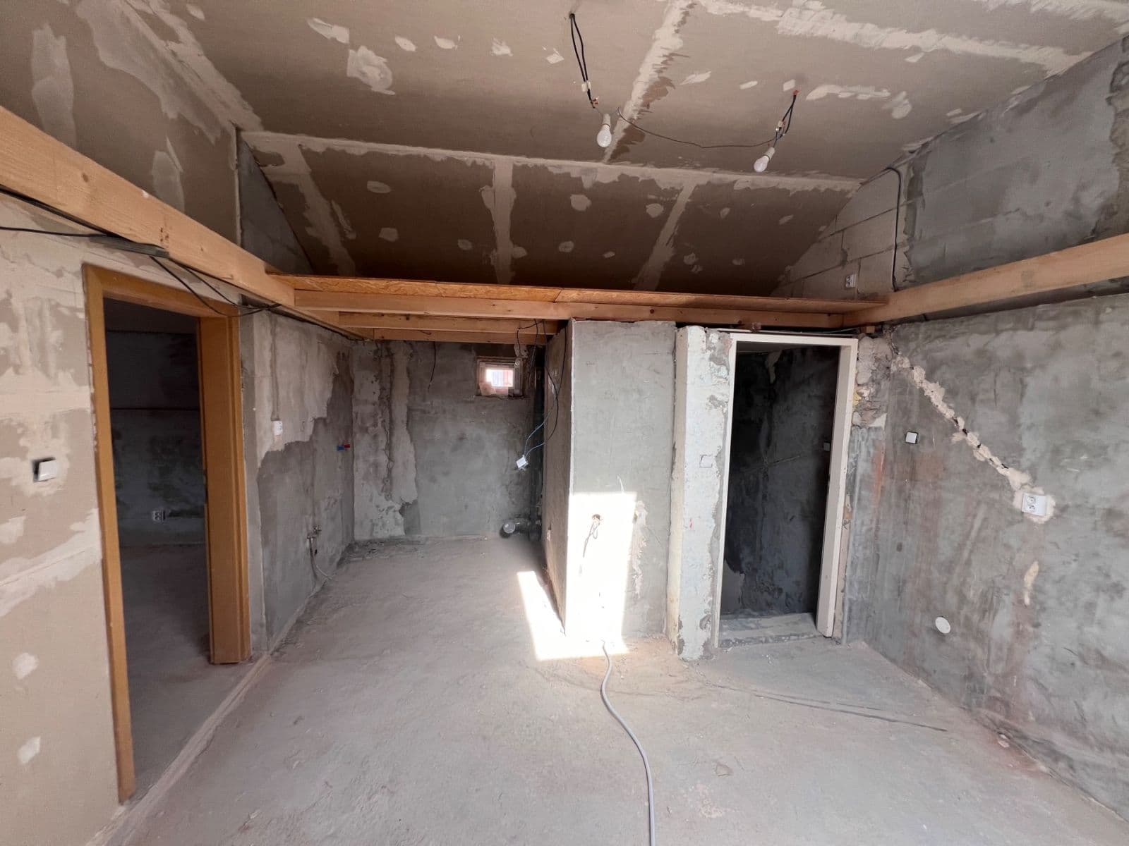 Predaj domu 57 m², pozemek 9 m², Krátká, Smečno, Středočeský kraj Predaj domu 57 m², pozemek 9 m², Krátká, Smečno, Středočeský kraj