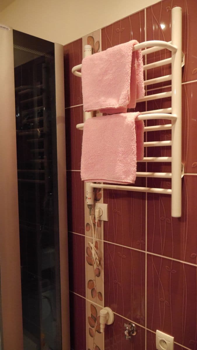 Prenájom bytu 45 m², Sportovní, Praha, Praha Prenájom bytu 45 m², Sportovní, Praha, Praha