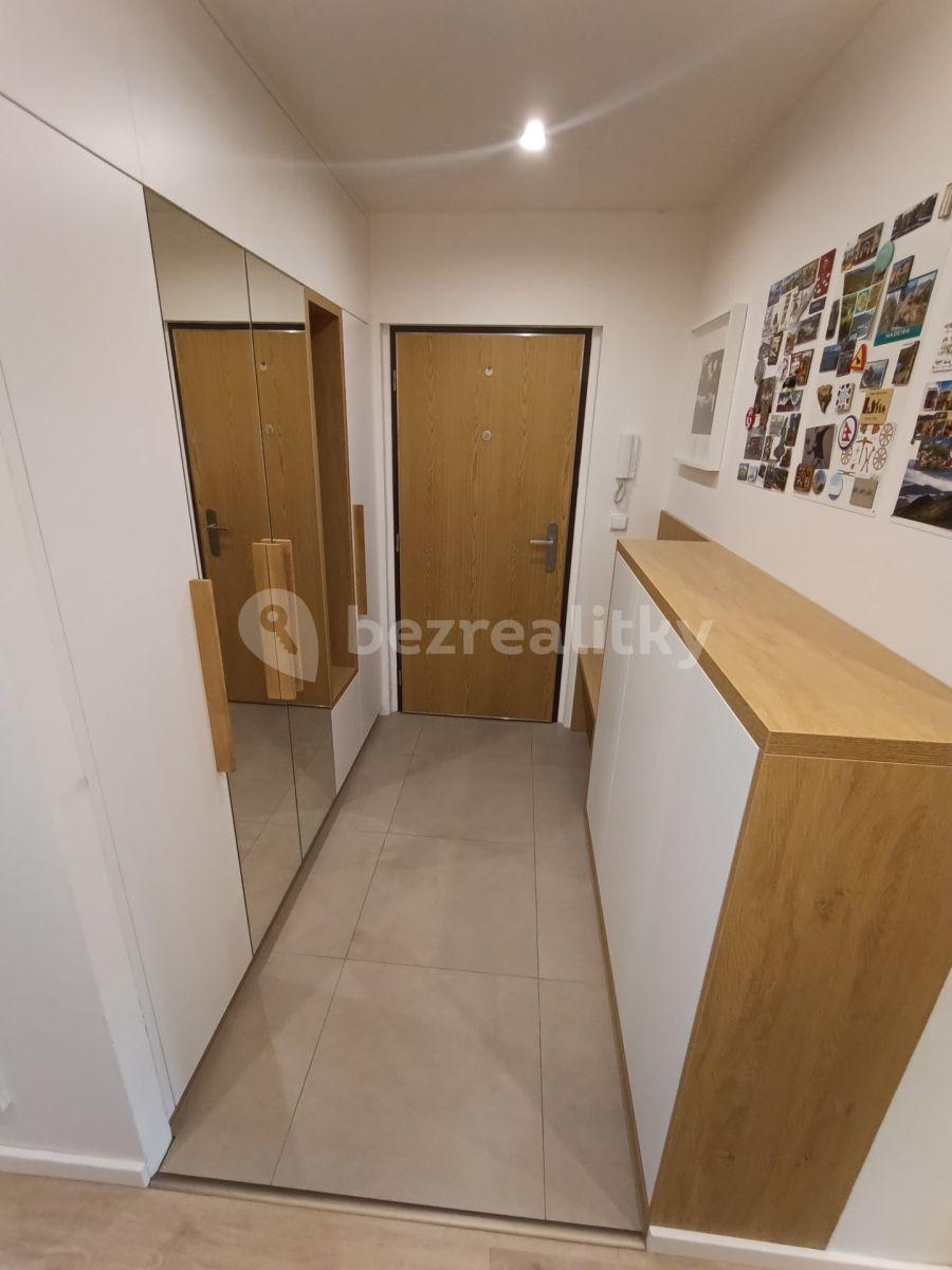 Prenájom bytu 3-izbový 71 m², V Průčelí, Praha, Praha