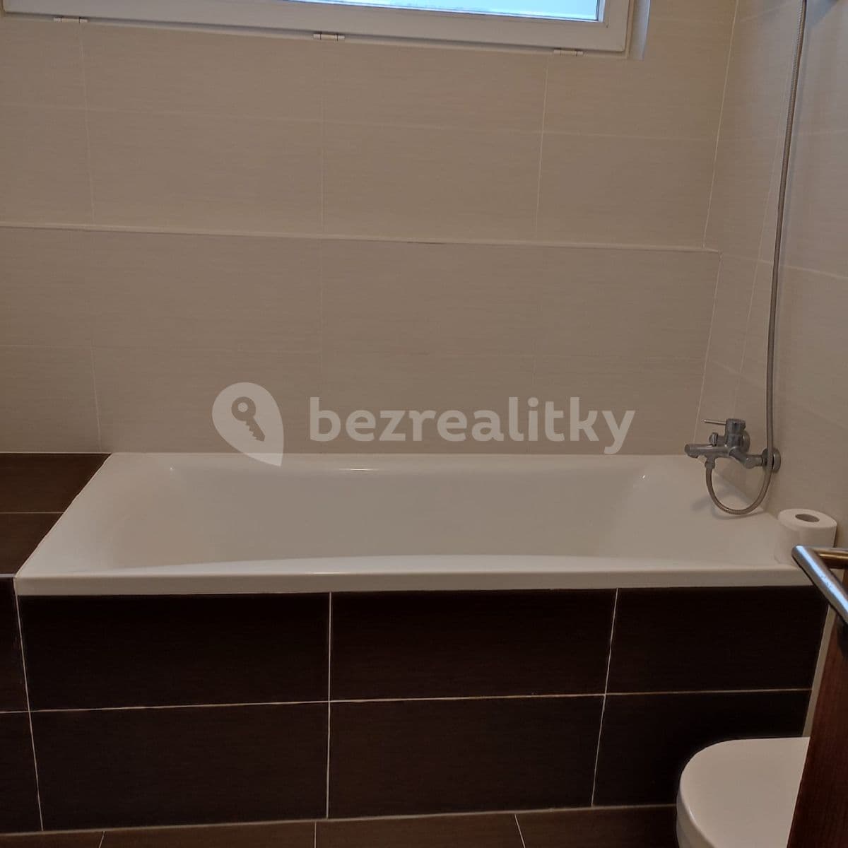 Prenájom bytu 1-izbový 35 m², Počernická, Praha, Praha Prenájom bytu 1-izbový 35 m², Počernická, Praha, Praha