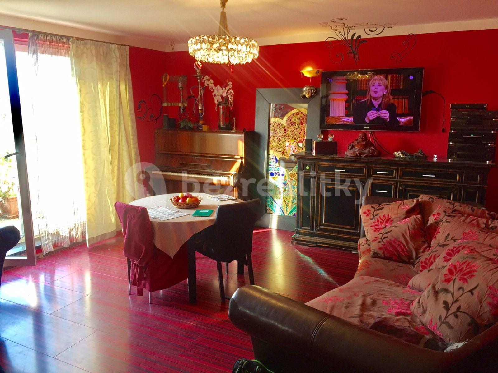 Predaj bytu 4-izbový 150 m², Farebná, Rovinka, Bratislavský kraj