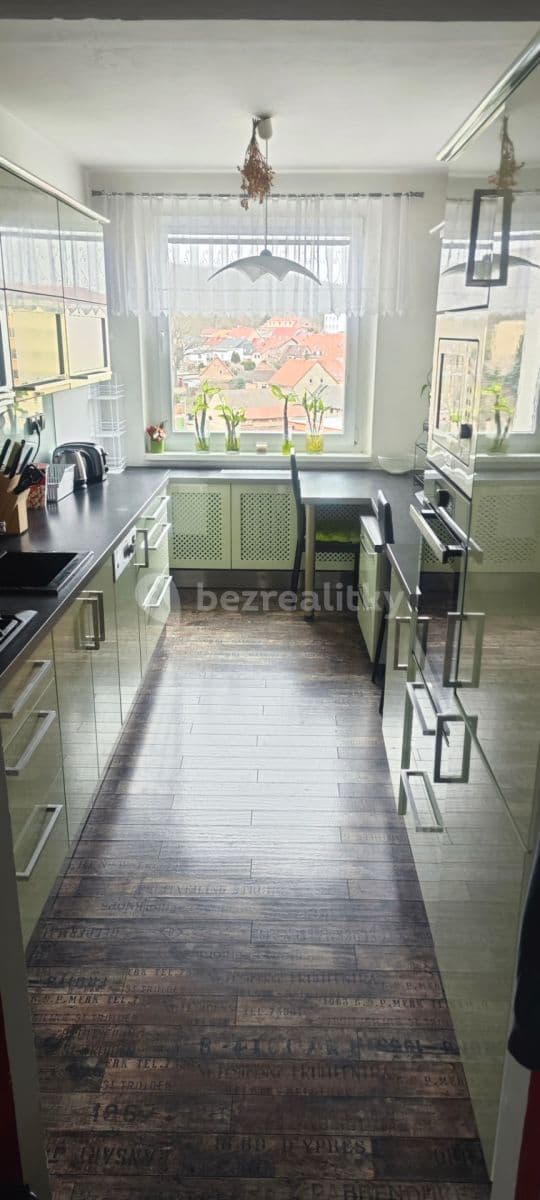 Prenájom bytu 4-izbový 76 m², Pod hvězdárnou, Teplice, Ústecký kraj Prenájom bytu 4-izbový 76 m², Pod hvězdárnou, Teplice, Ústecký kraj