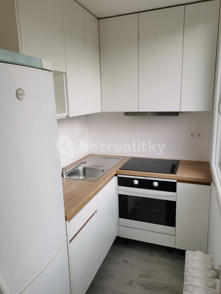 Prenájom bytu 1-izbový 27 m², Rumburská, Praha, Praha Prenájom bytu 1-izbový 27 m², Rumburská, Praha, Praha