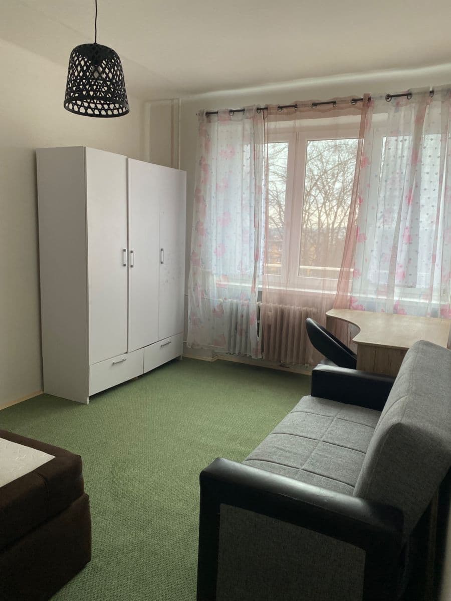 Prenájom bytu 2-izbový 54 m², 1. máje, Most, Ústecký kraj Prenájom bytu 2-izbový 54 m², 1. máje, Most, Ústecký kraj