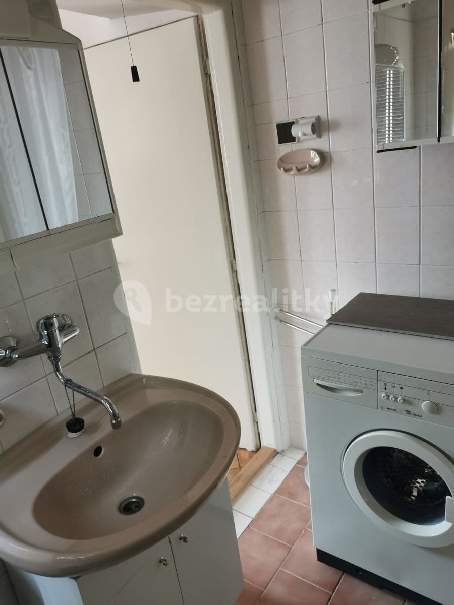 Prenájom bytu 2-izbový 48 m², Nebovidská, Praha, Praha Prenájom bytu 2-izbový 48 m², Nebovidská, Praha, Praha