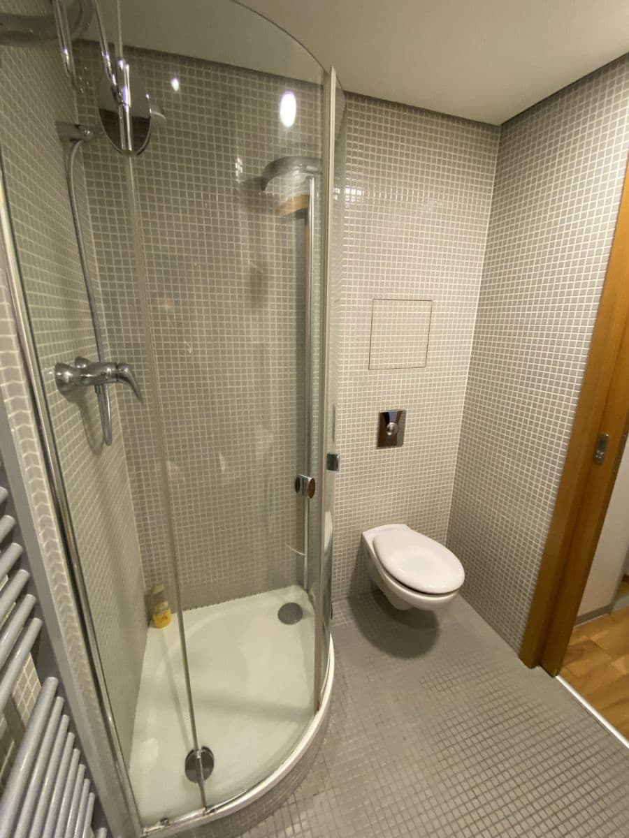 Prenájom bytu 29 m², Korunní, Praha, Praha Prenájom bytu 29 m², Korunní, Praha, Praha