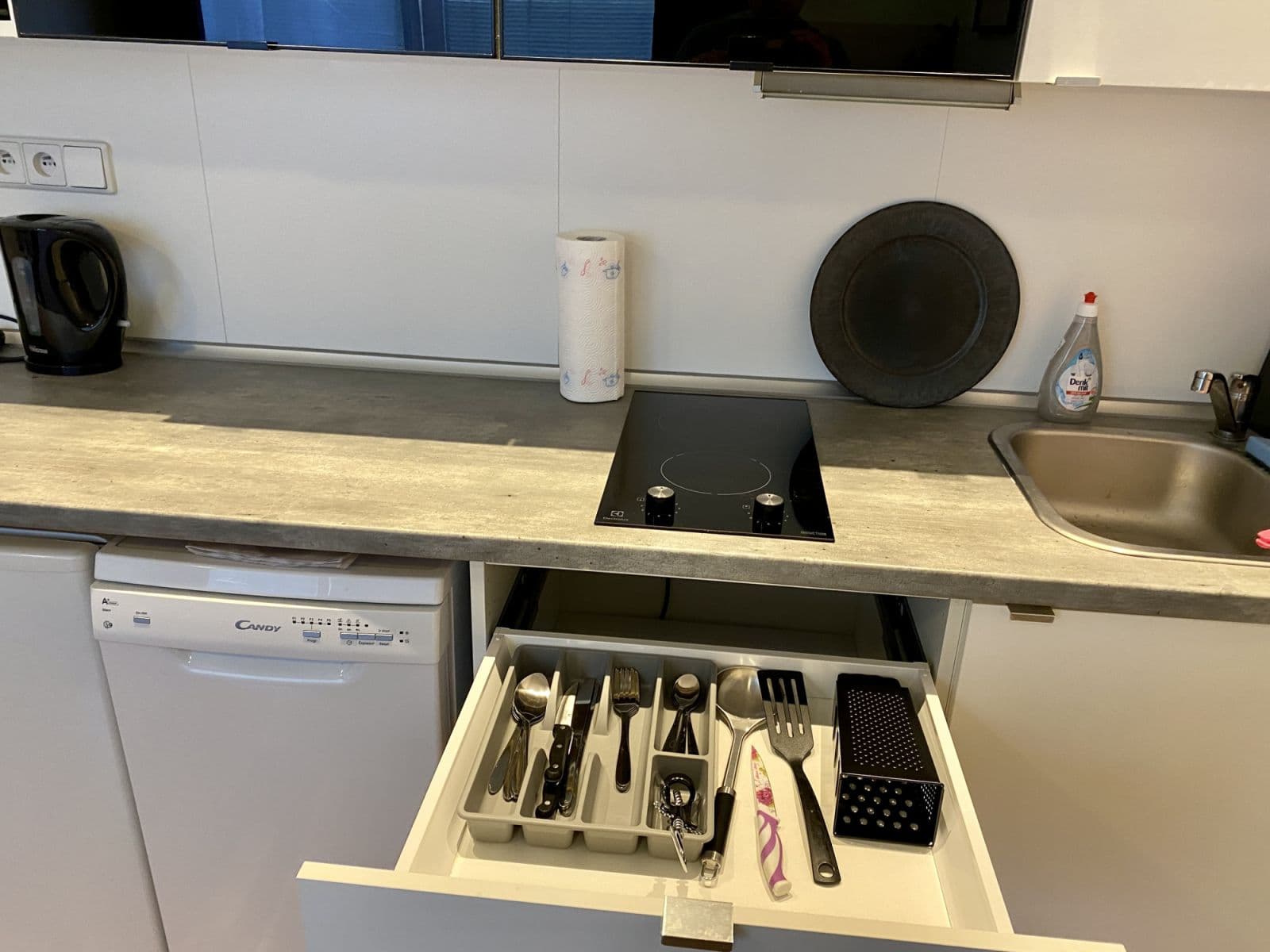 Prenájom bytu 29 m², Korunní, Praha, Praha Prenájom bytu 29 m², Korunní, Praha, Praha