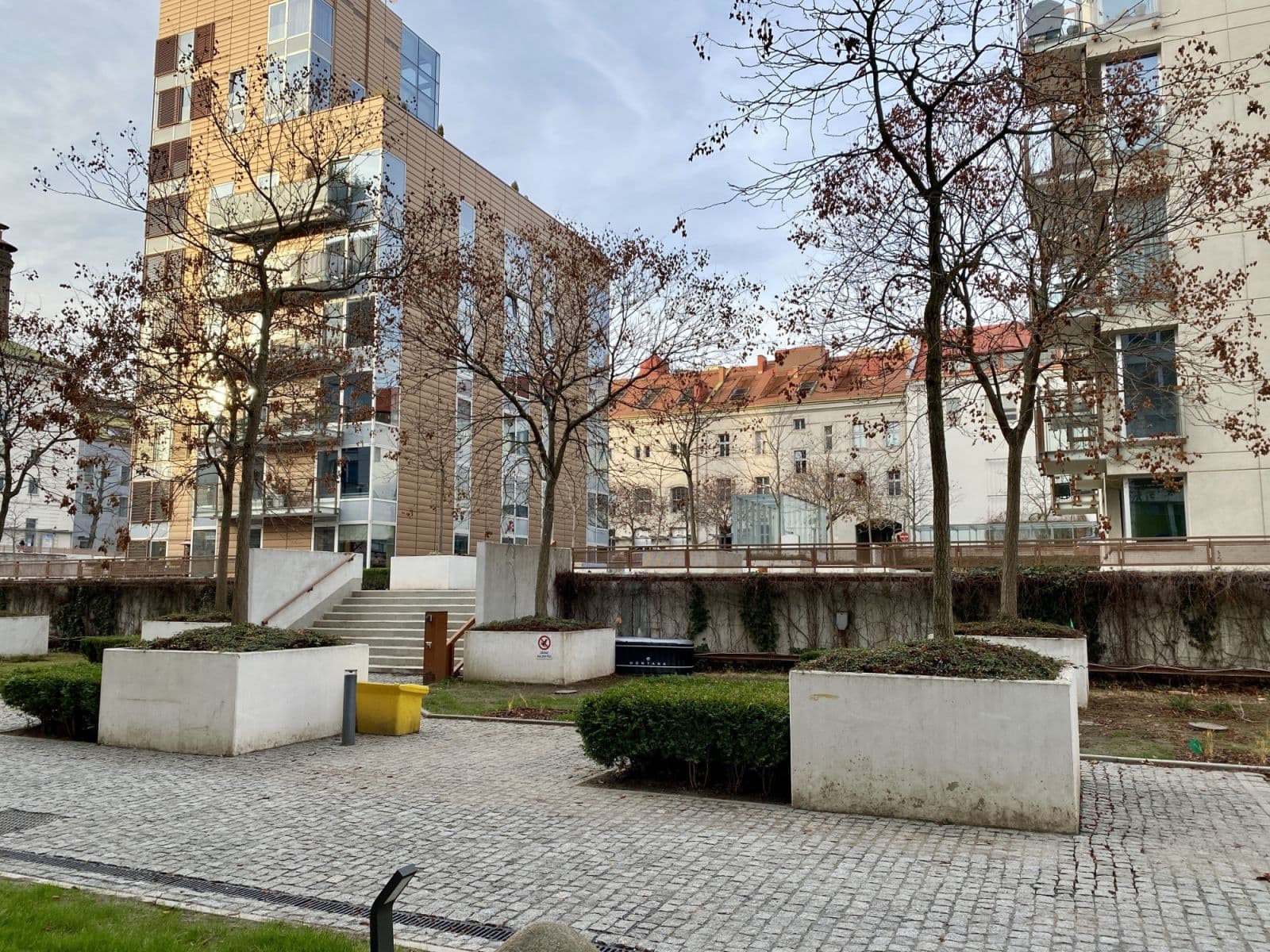Prenájom bytu 29 m², Korunní, Praha, Praha Prenájom bytu 29 m², Korunní, Praha, Praha