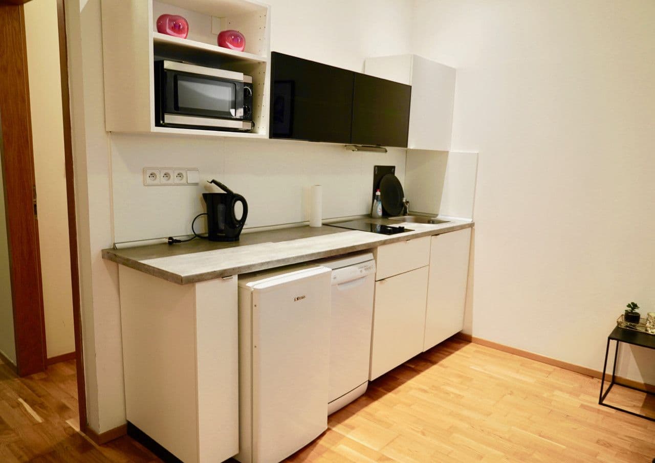 Prenájom bytu 29 m², Korunní, Praha, Praha Prenájom bytu 29 m², Korunní, Praha, Praha