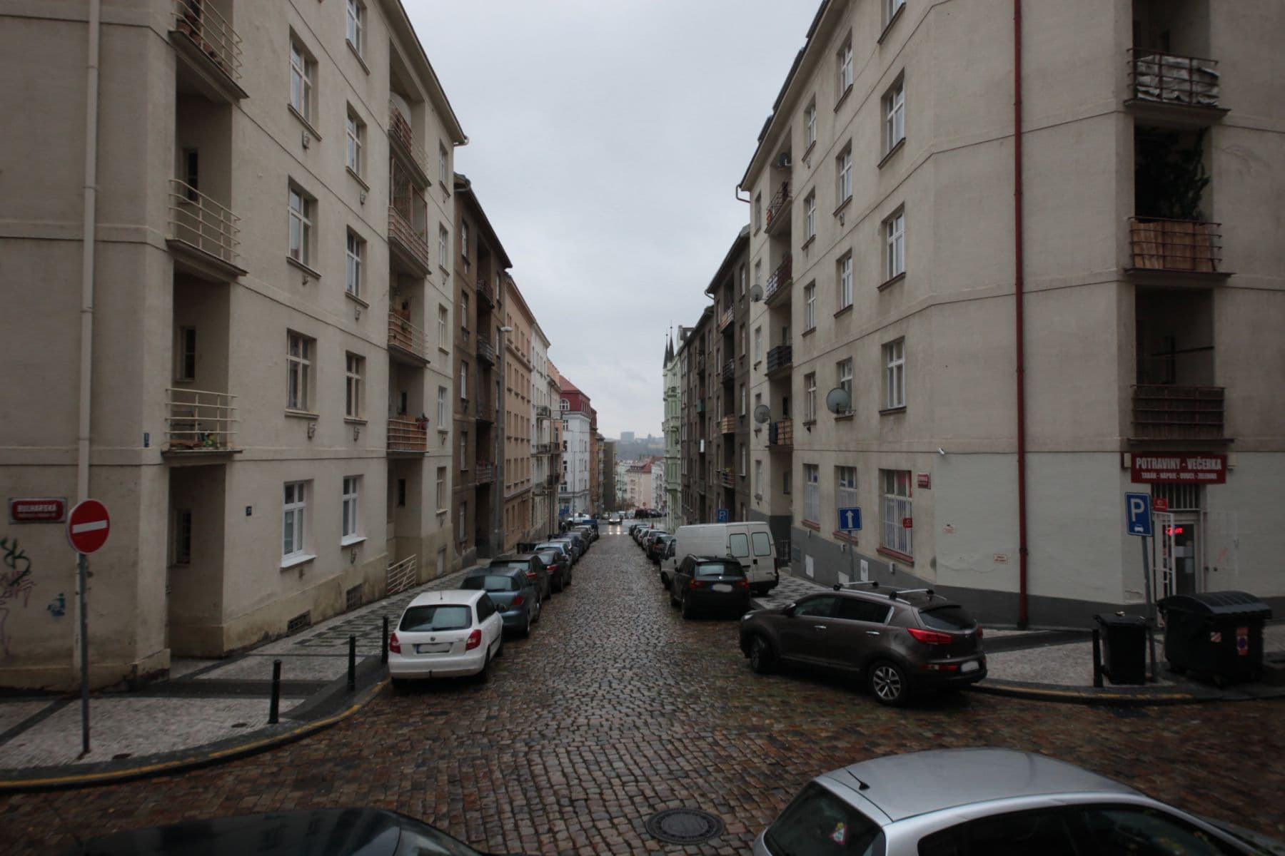 Prenájom bytu 42 m², Slovinská, Praha, Praha Prenájom bytu 42 m², Slovinská, Praha, Praha
