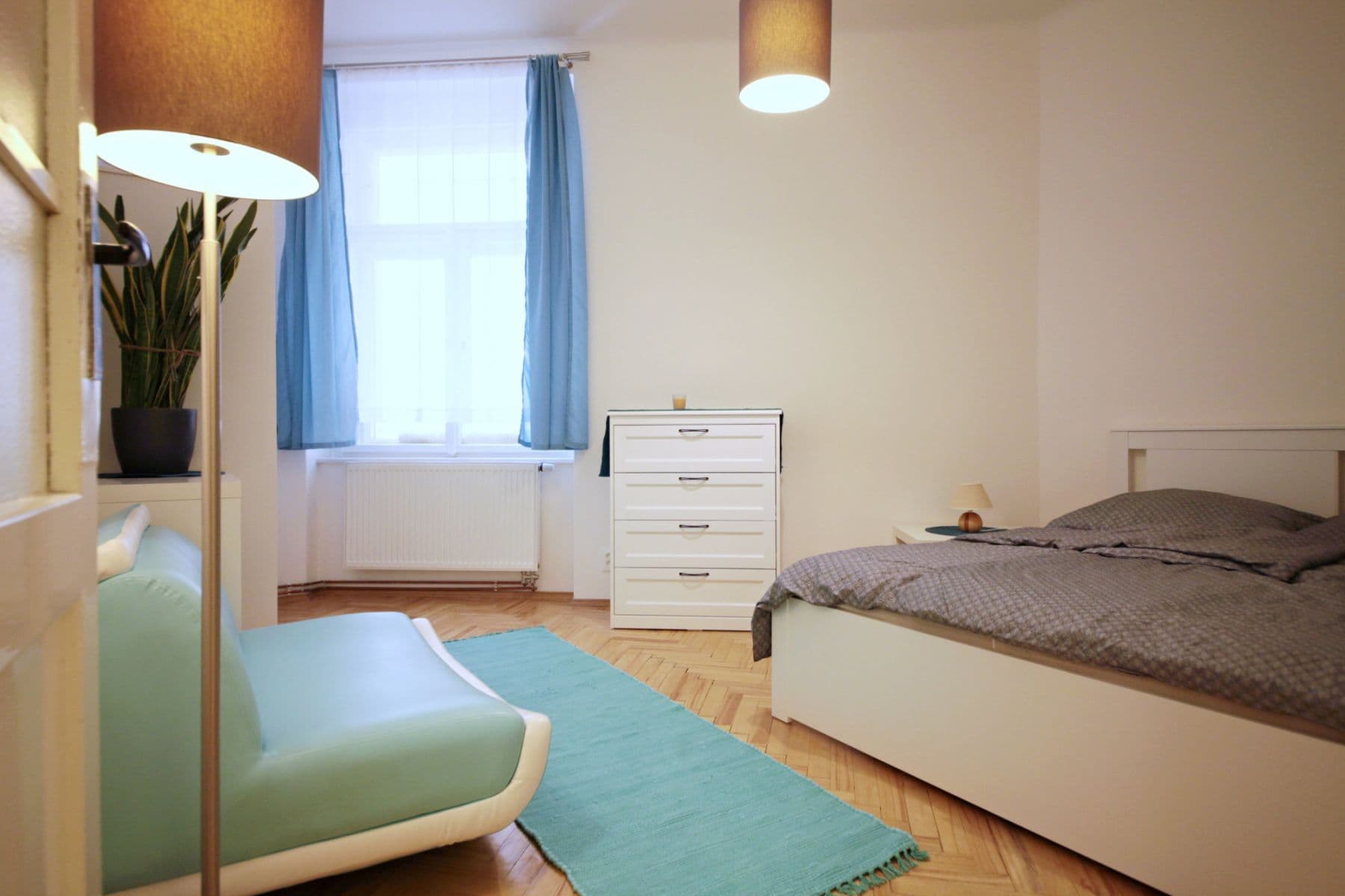 Prenájom bytu 42 m², Slovinská, Praha, Praha Prenájom bytu 42 m², Slovinská, Praha, Praha