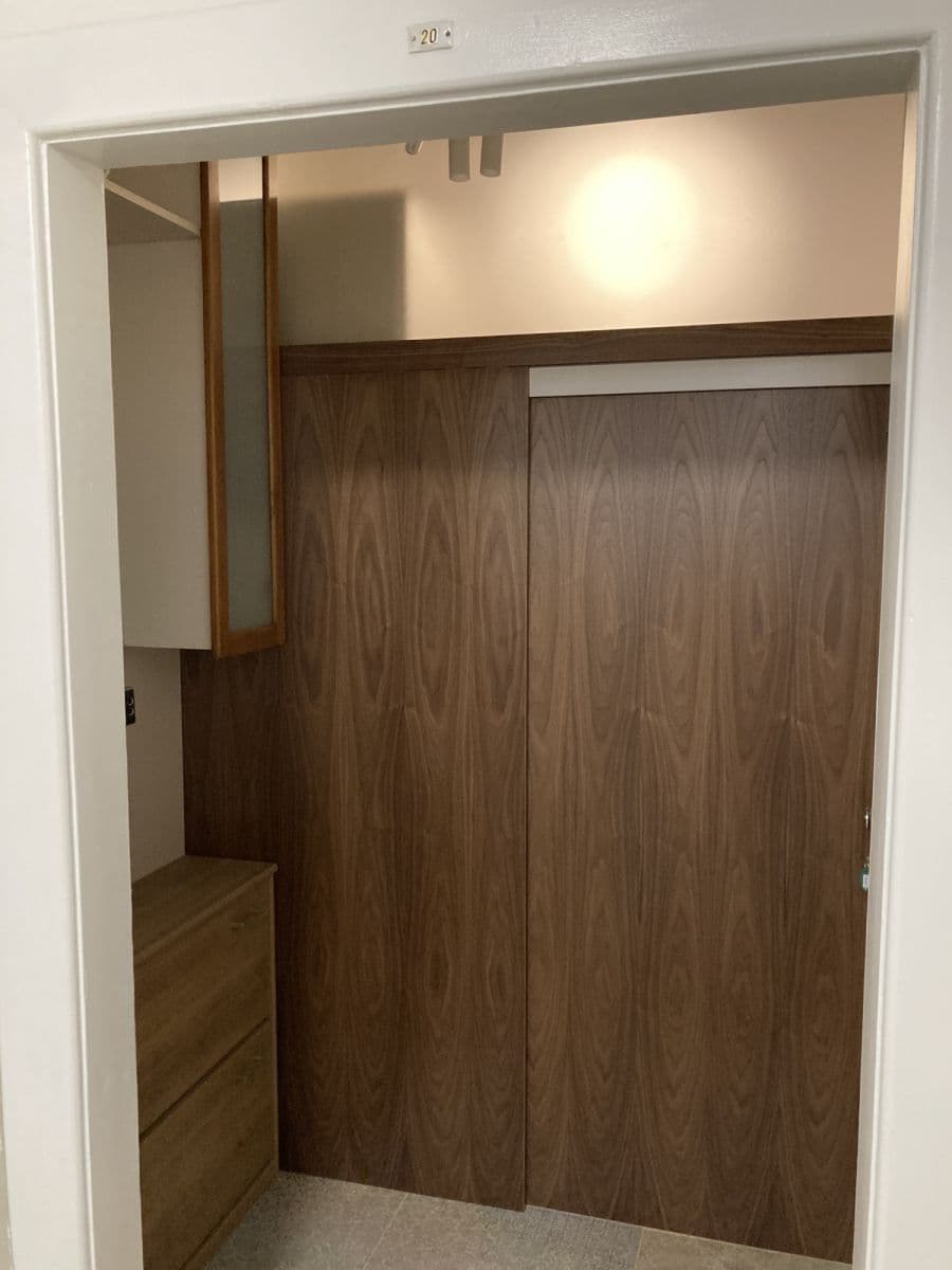 Prenájom bytu 42 m², Slovinská, Praha, Praha Prenájom bytu 42 m², Slovinská, Praha, Praha