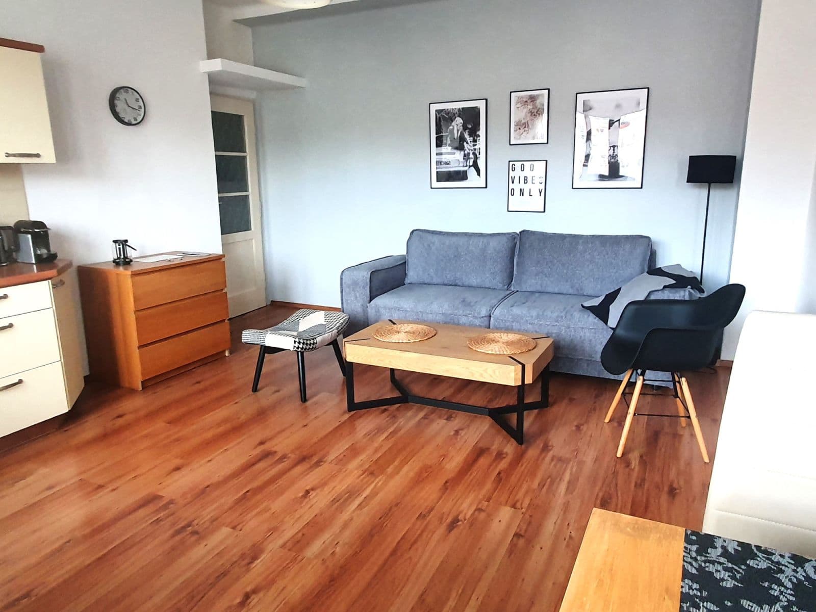 Prenájom bytu 41 m², Krchlebská, Praha, Praha Prenájom bytu 41 m², Krchlebská, Praha, Praha