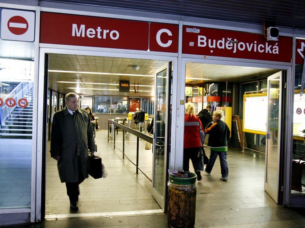Prenájom bytu 41 m², Krchlebská, Praha, Praha Prenájom bytu 41 m², Krchlebská, Praha, Praha