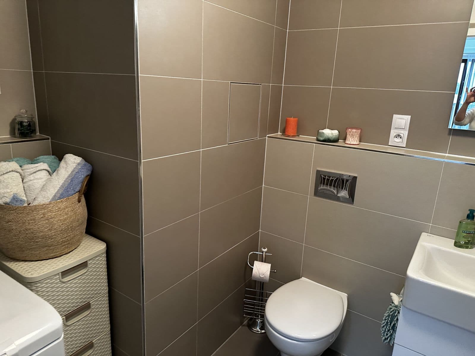 Prenájom bytu 37 m², Učňovská, Praha, Praha Prenájom bytu 37 m², Učňovská, Praha, Praha