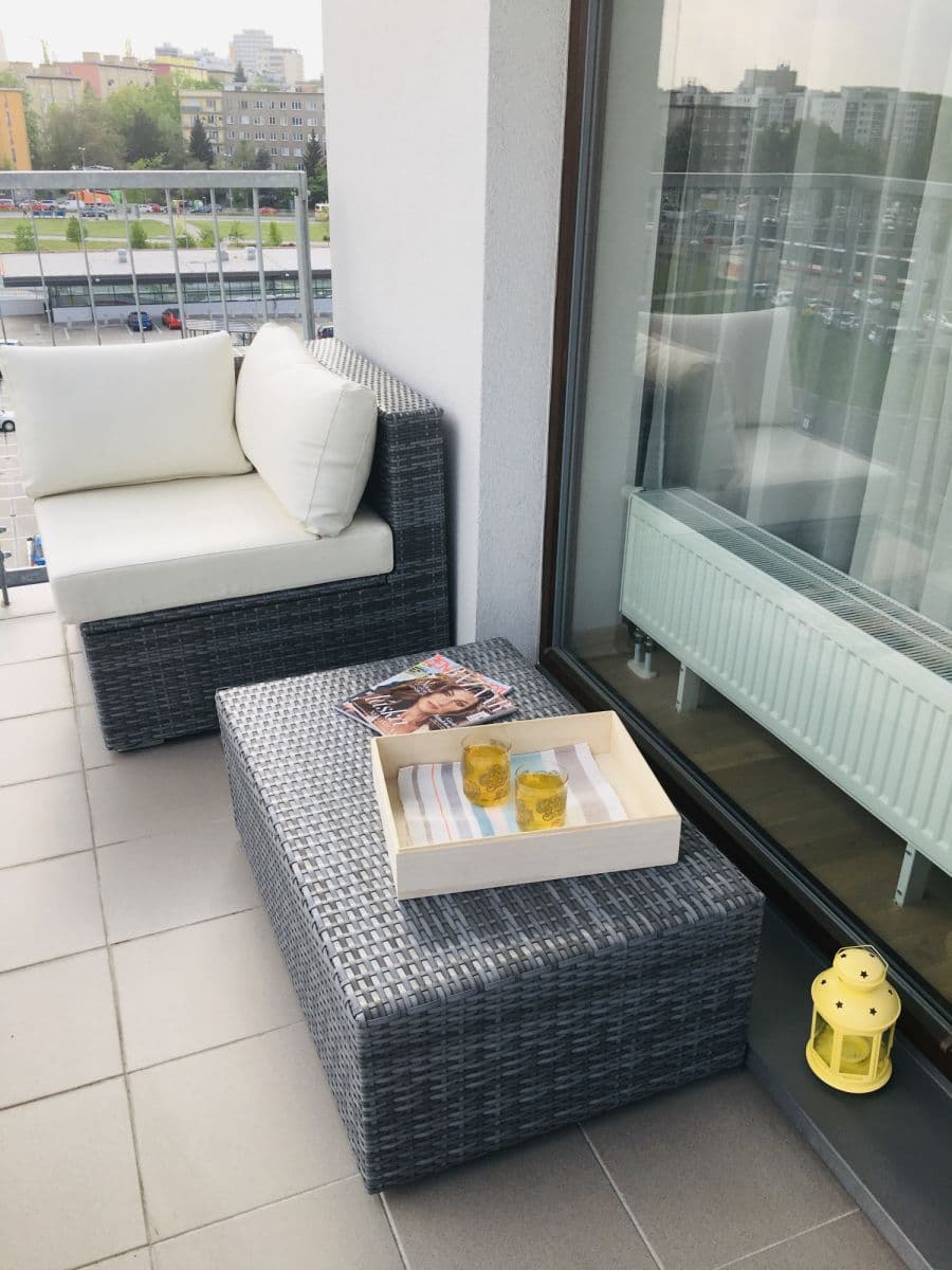 Prenájom bytu 37 m², Učňovská, Praha, Praha Prenájom bytu 37 m², Učňovská, Praha, Praha