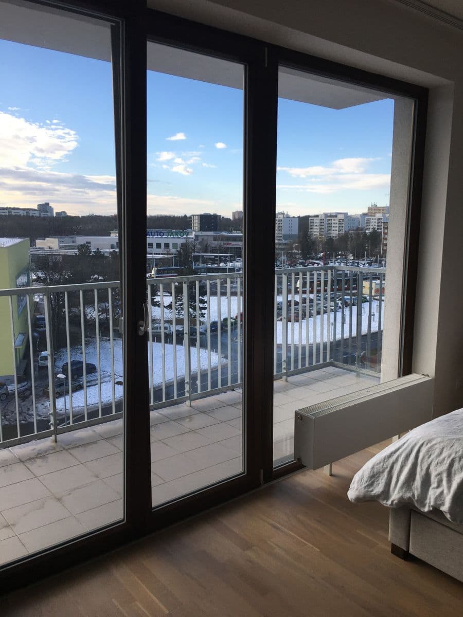 Prenájom bytu 37 m², Učňovská, Praha, Praha Prenájom bytu 37 m², Učňovská, Praha, Praha