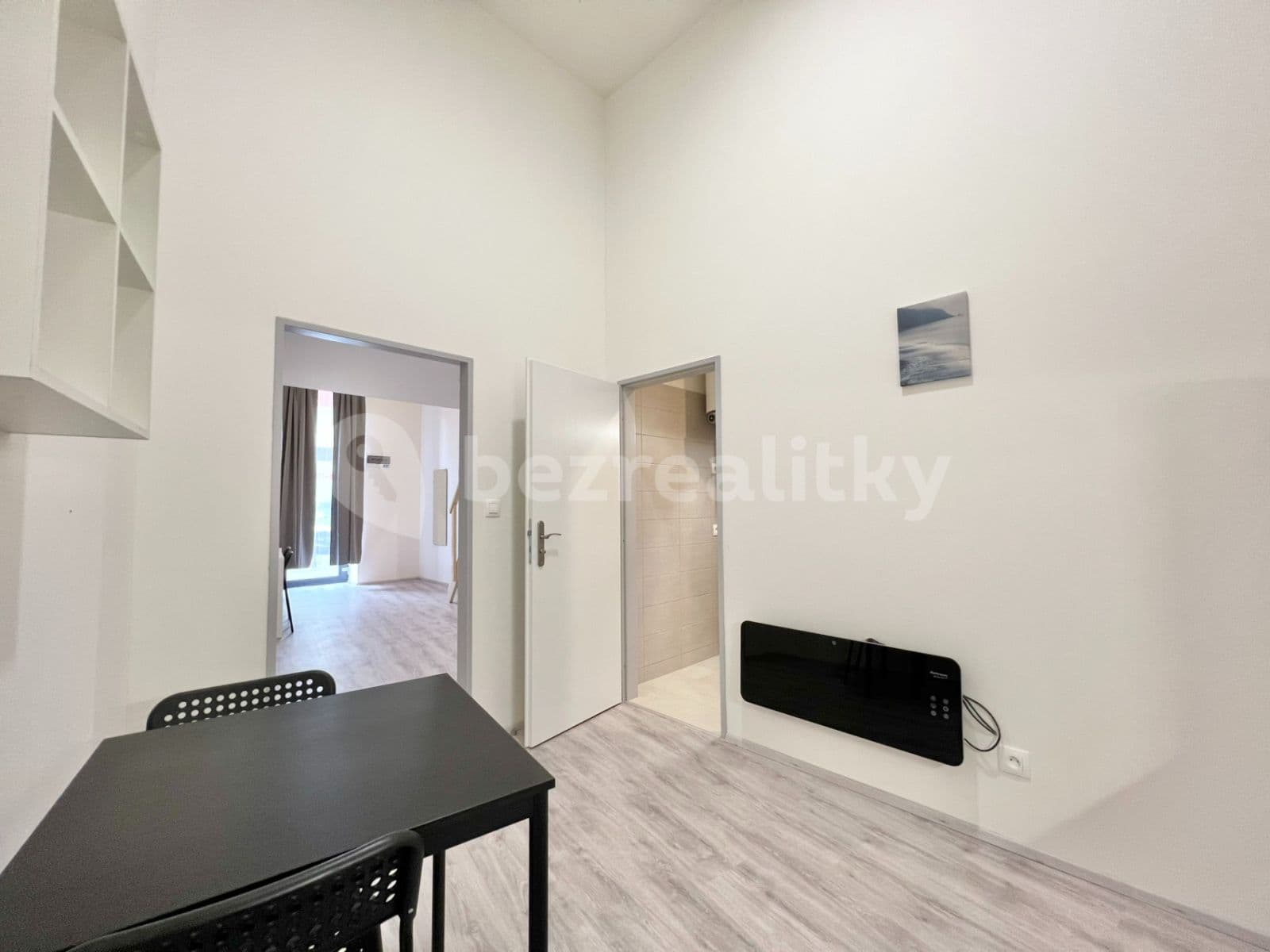 Prenájom bytu 1-izbový 30 m², Hybešova, Brno, Jihomoravský kraj Prenájom bytu 1-izbový 30 m², Hybešova, Brno, Jihomoravský kraj