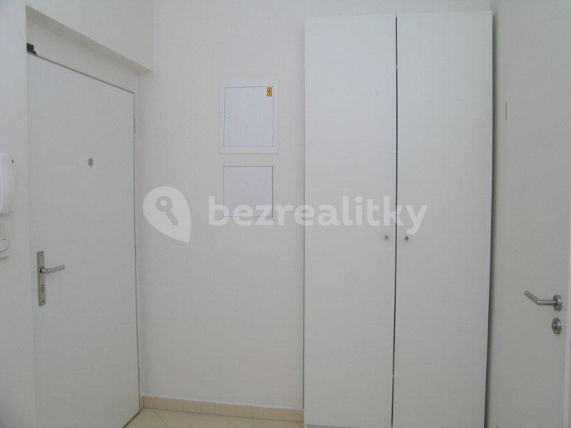 Prenájom bytu 1-izbový 38 m², Sazovická, Praha, Praha