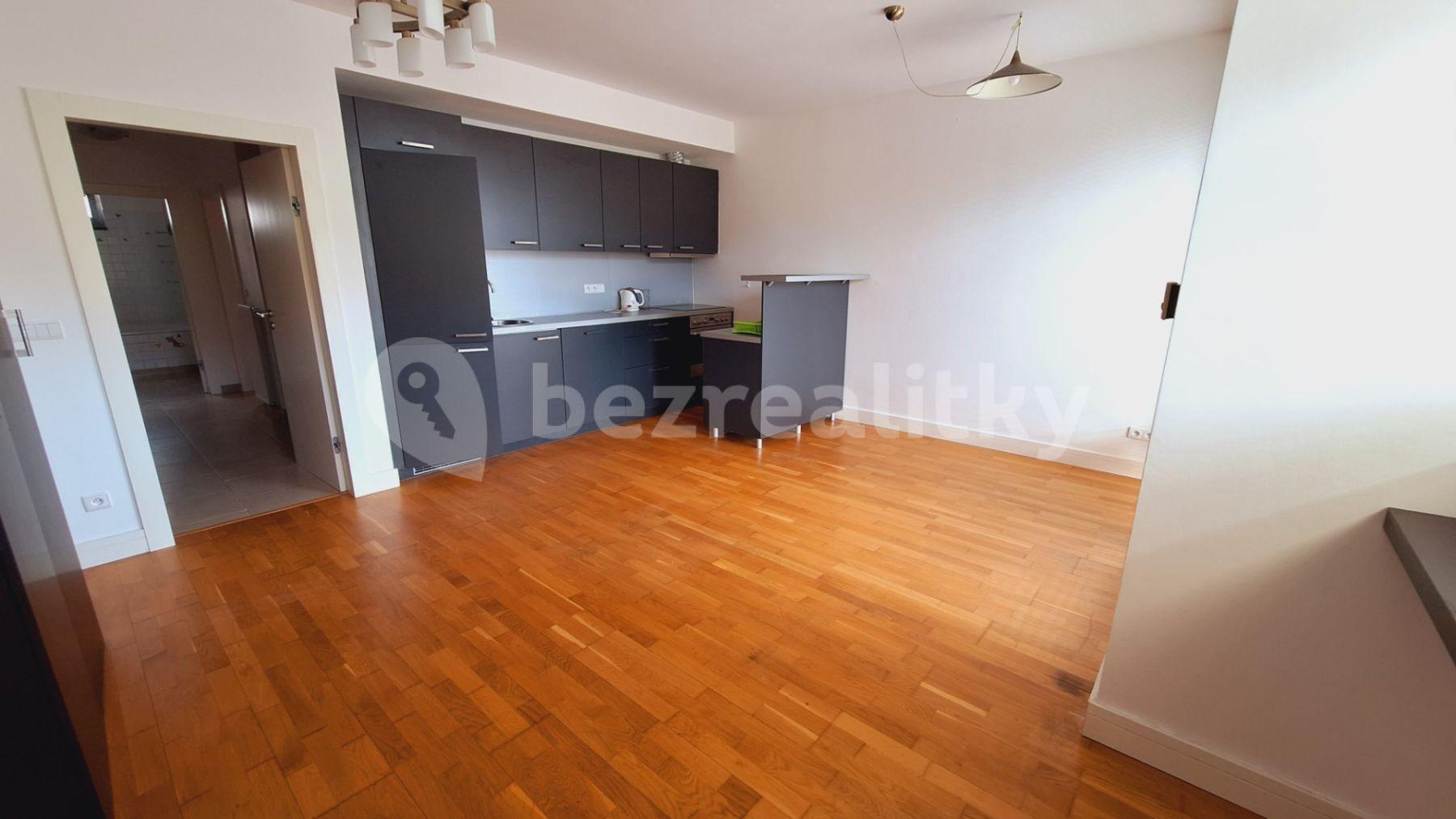 Prenájom bytu 2-izbový 54 m², U Pivovaru, Dobříš, Středočeský kraj
