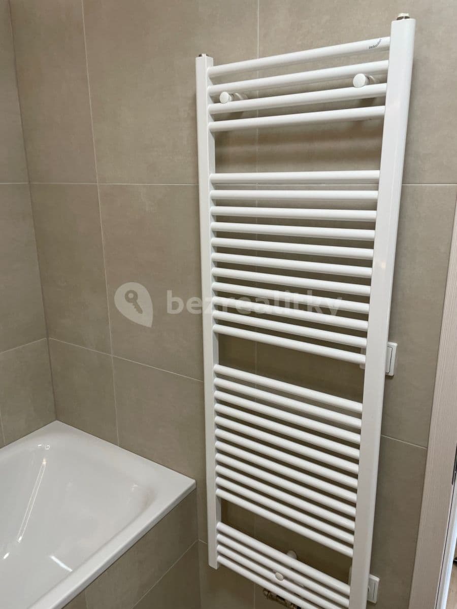 Prenájom bytu 2-izbový 63 m², Opuštěná, Brno, Jihomoravský kraj Prenájom bytu 2-izbový 63 m², Opuštěná, Brno, Jihomoravský kraj