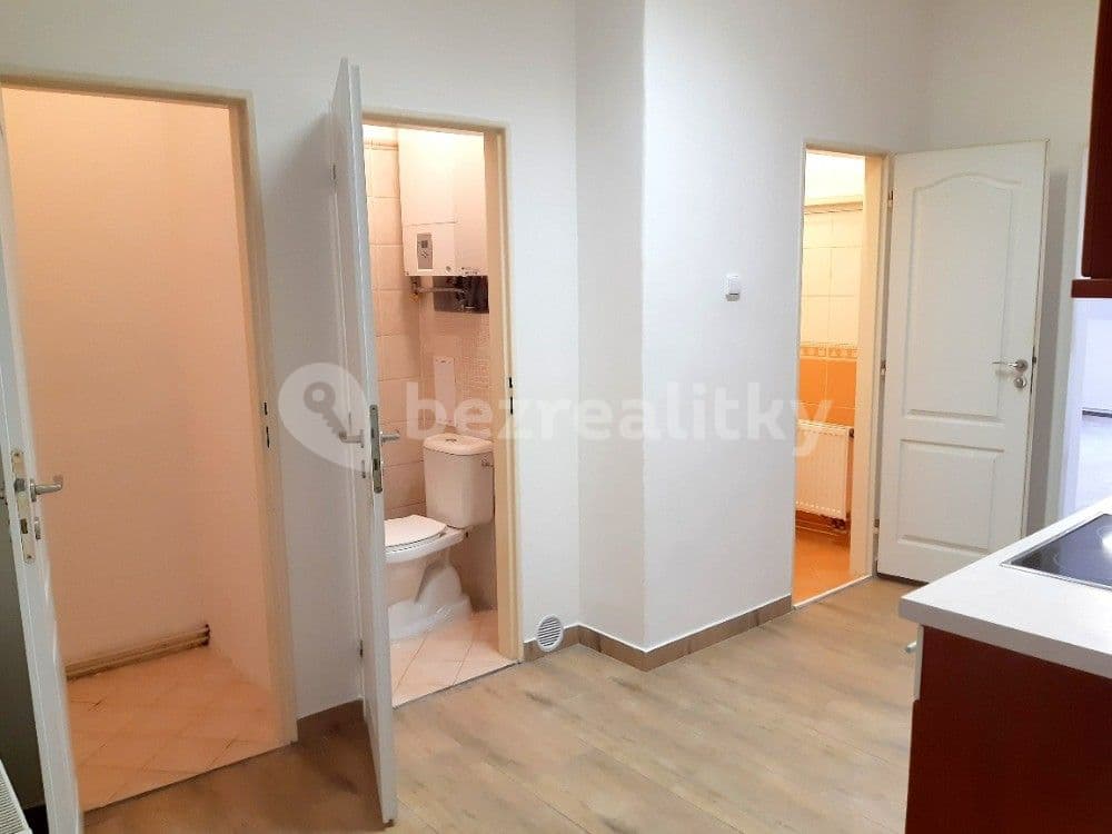 Prenájom bytu 3-izbový 57 m², Za Poštou, Praha, Praha Prenájom bytu 3-izbový 57 m², Za Poštou, Praha, Praha