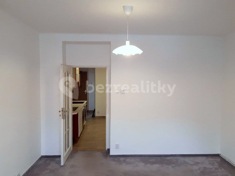 Prenájom bytu 3-izbový 57 m², Za Poštou, Praha, Praha Prenájom bytu 3-izbový 57 m², Za Poštou, Praha, Praha