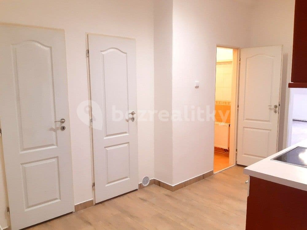Prenájom bytu 3-izbový 57 m², Za Poštou, Praha, Praha Prenájom bytu 3-izbový 57 m², Za Poštou, Praha, Praha