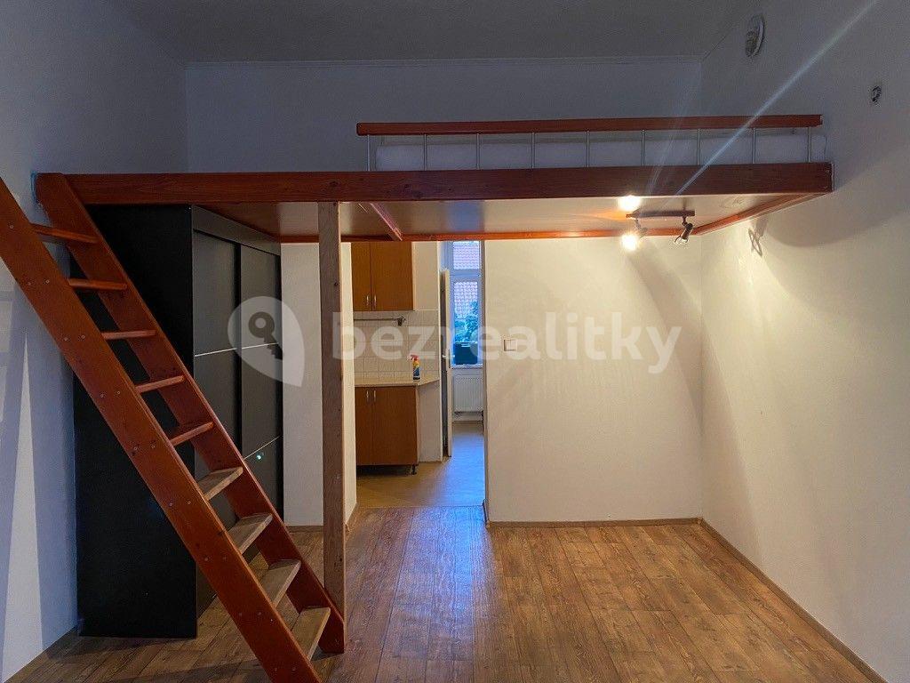 Prenájom bytu 1-izbový 33 m², Nuselská, Praha, Praha