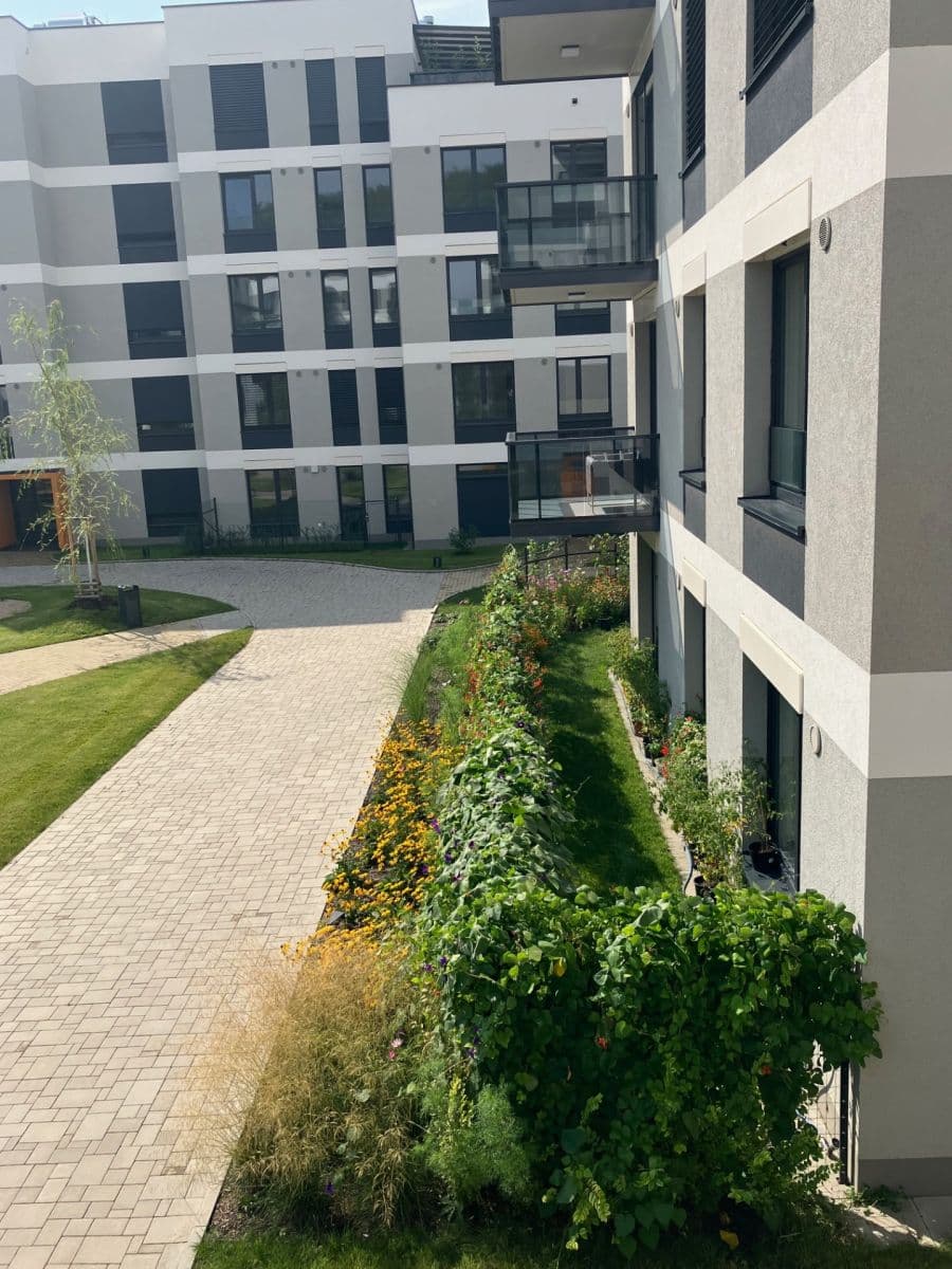 Prenájom bytu 2-izbový 53 m², K Jezeru, Praha, Praha Prenájom bytu 2-izbový 53 m², K Jezeru, Praha, Praha