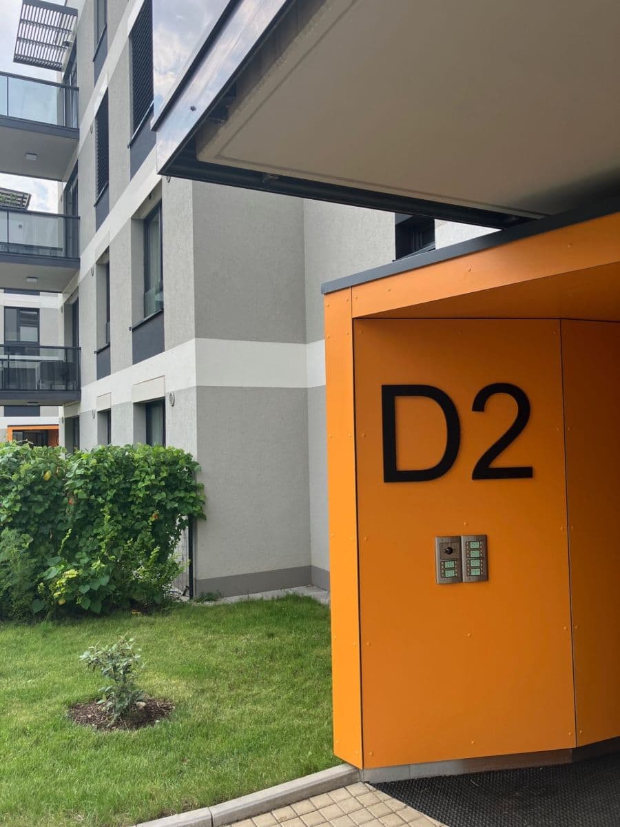 Prenájom bytu 2-izbový 53 m², K Jezeru, Praha, Praha Prenájom bytu 2-izbový 53 m², K Jezeru, Praha, Praha