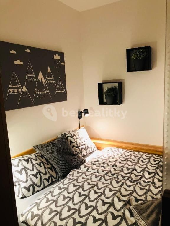Prenájom bytu 1-izbový 30 m², Lovosická, Praha, Praha Prenájom bytu 1-izbový 30 m², Lovosická, Praha, Praha
