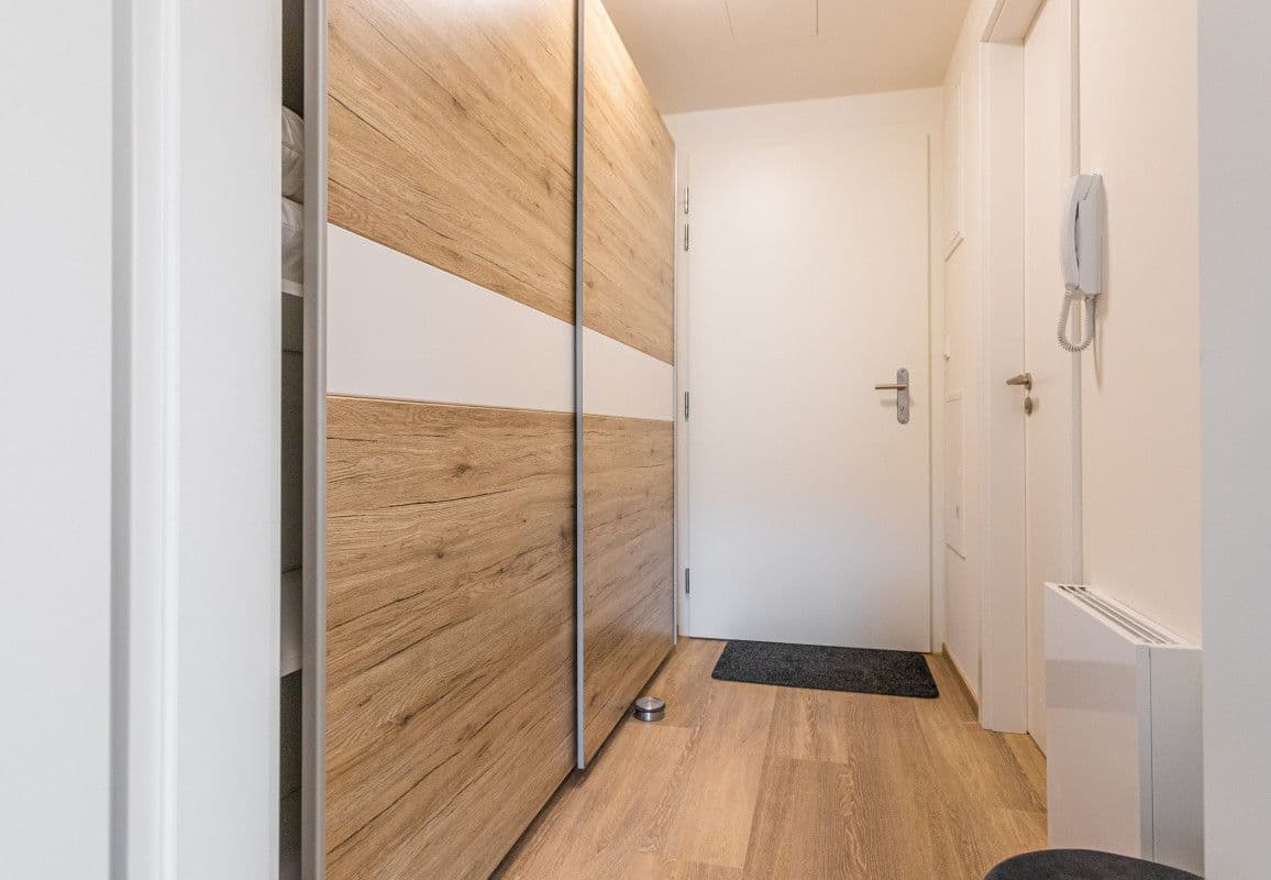 Prenájom bytu 35 m², Hlaváčkova, Praha, Praha Prenájom bytu 35 m², Hlaváčkova, Praha, Praha