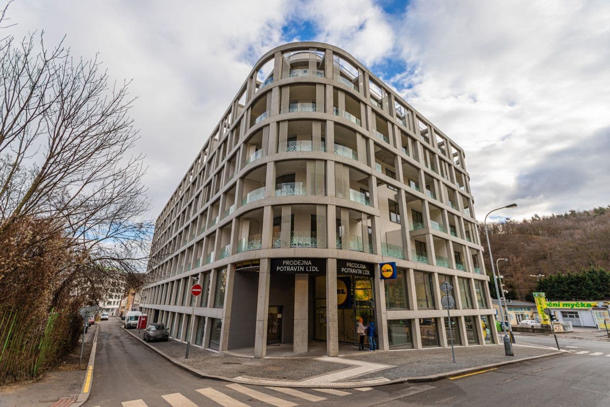 Prenájom bytu 35 m², Hlaváčkova, Praha, Praha Prenájom bytu 35 m², Hlaváčkova, Praha, Praha