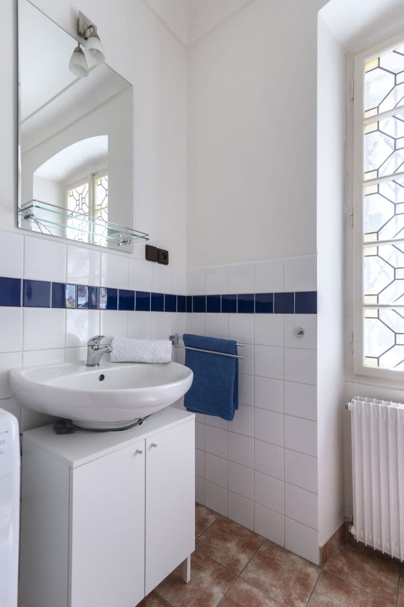 Prenájom bytu 40 m², Šporkova, Praha, Praha Prenájom bytu 40 m², Šporkova, Praha, Praha