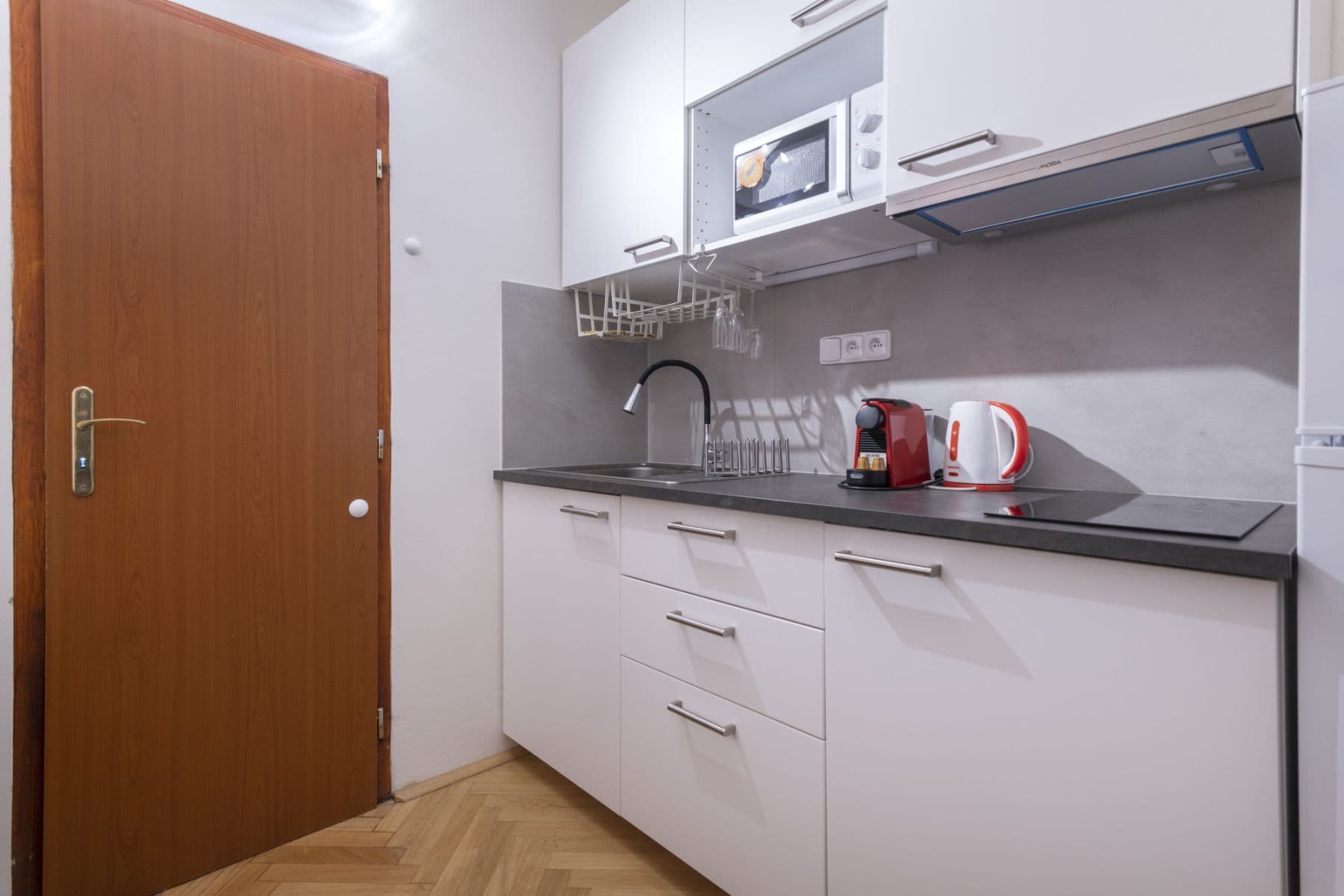 Prenájom bytu 40 m², Šporkova, Praha, Praha Prenájom bytu 40 m², Šporkova, Praha, Praha